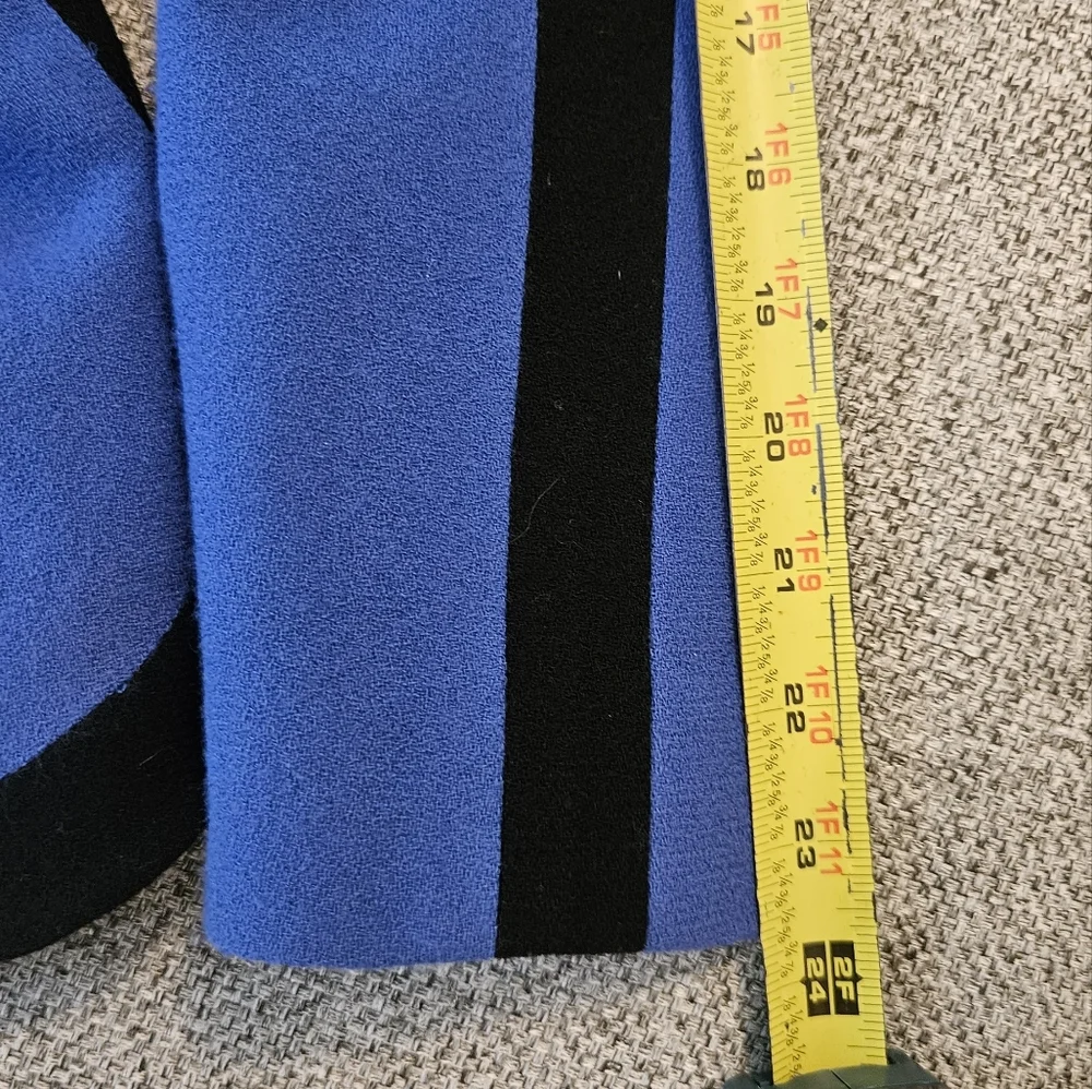 Carolina Herrera Jacket Vintage Royal blue/Black Sz 6 EUC - Picture 14 of 14